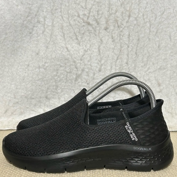 Skechers Womens Black Hands Free Slip Ins Casual Knit Slip On Sneaker Shoes SZ 7 - Picture 2 of 12